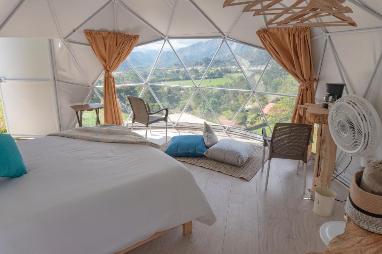Guaia Terra Glamping Hotel Pacho Exterior photo